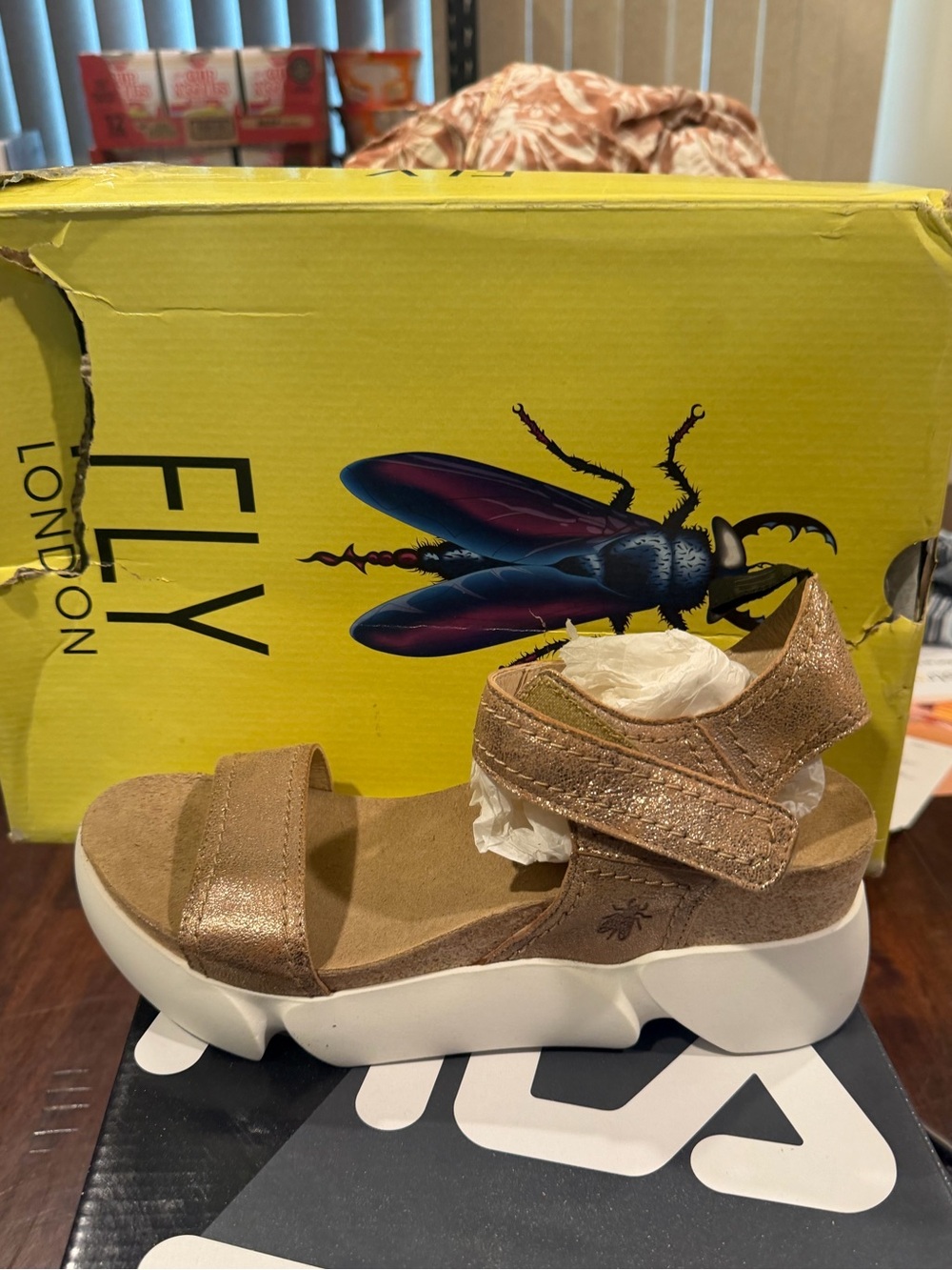 FLY London Women’s Sena580 Fly Slingback Sandals Cool Luna Leather size 9 US
